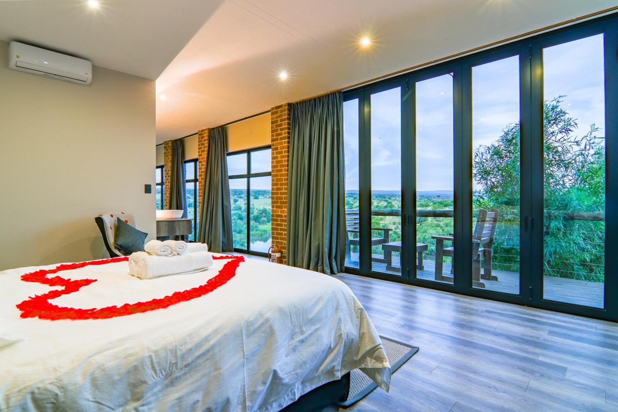 Cliffhanger Lodge Mabula Game Reserve Esterno foto