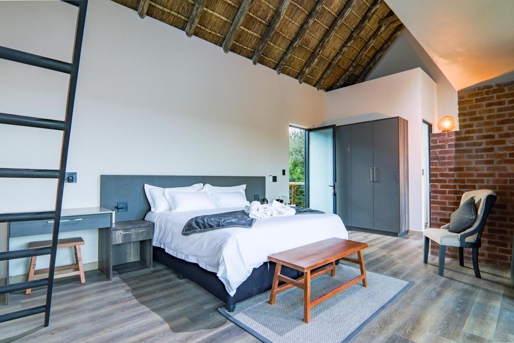 Cliffhanger Lodge Mabula Game Reserve Esterno foto